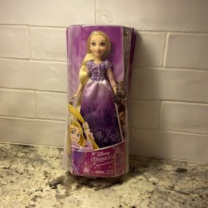 Rapunzel Disney Princess Royal Shimmer Doll